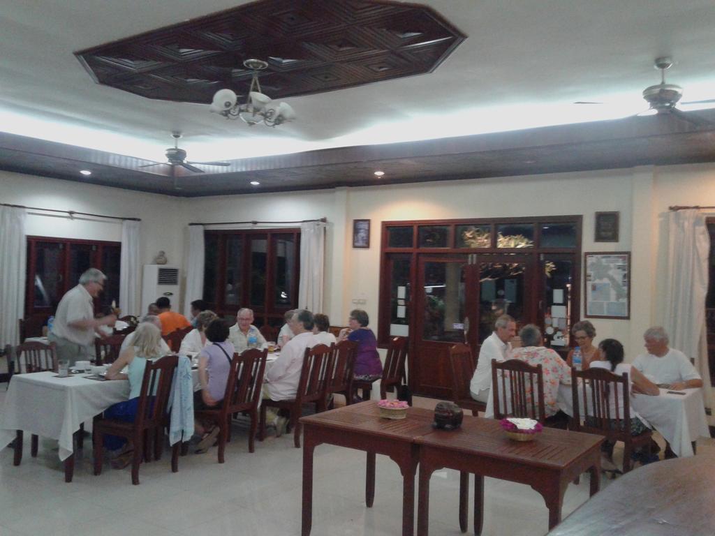 Senesothxuene Hotel Muang Khong Exterior photo
